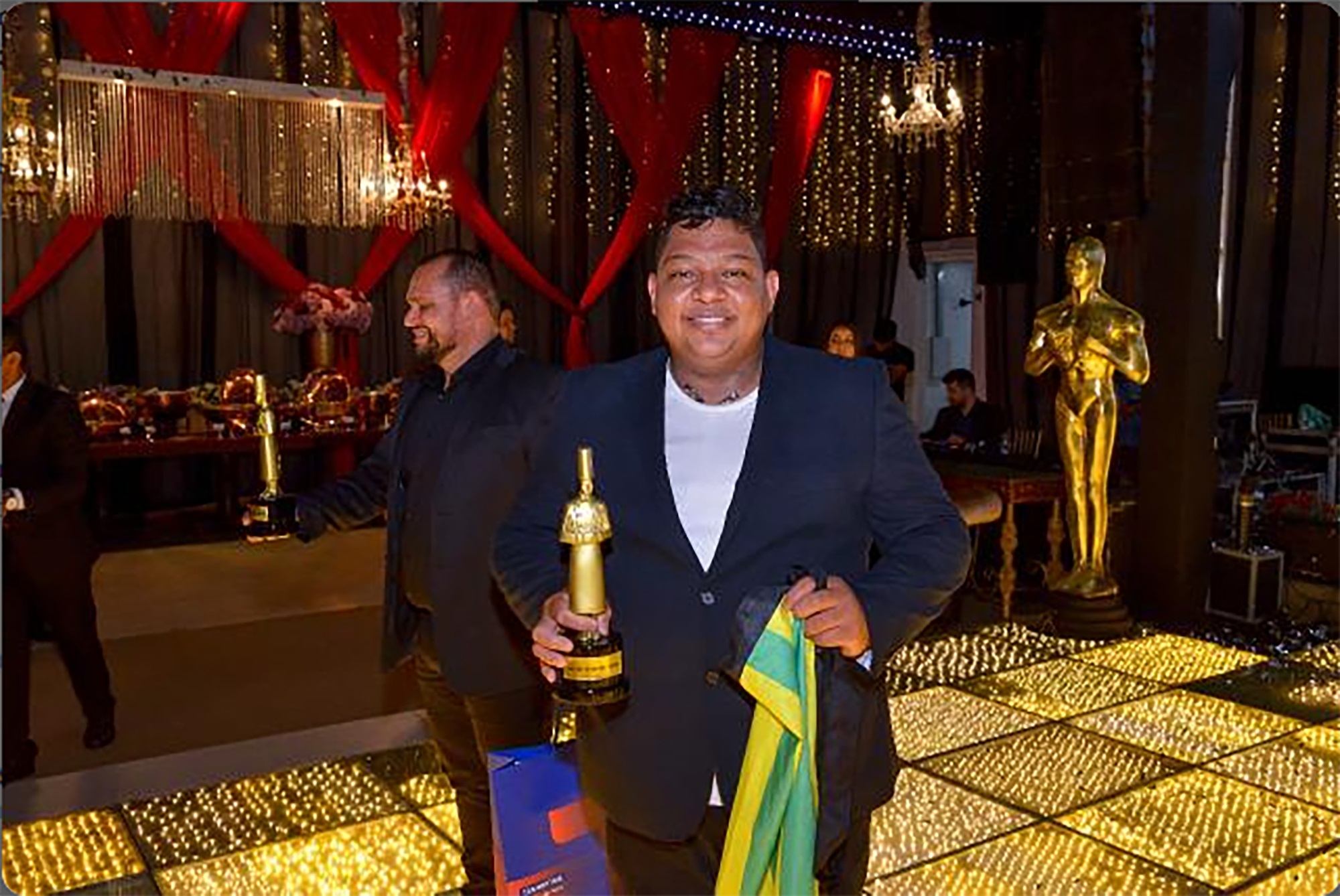 Paulo garantiu vaga na premiação após vitória no Enchefs Goiás com seu prato "Ceviche: do litoral ao Cerrado" Paulo garantiu vaga na premiação após vitória no Enchefs Goiás com seu prato "Ceviche: do litoral ao Cerrado"